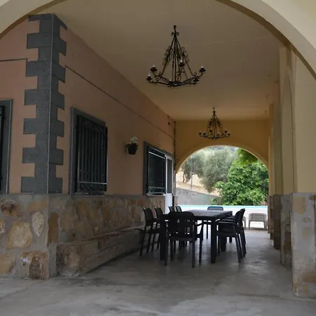 Casa De Santo Domingo Holiday home La Iruela